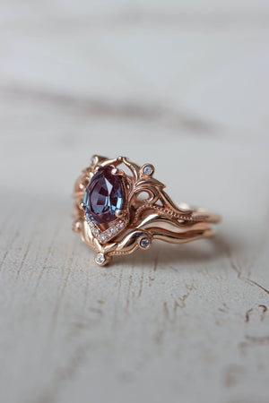 READY TO SHIP: Lida small in 14K rose gold, 7x5 mm pear cut lab alexandrite, moissanites, RING SIZE 5 US - Eden Garden Jewelry™