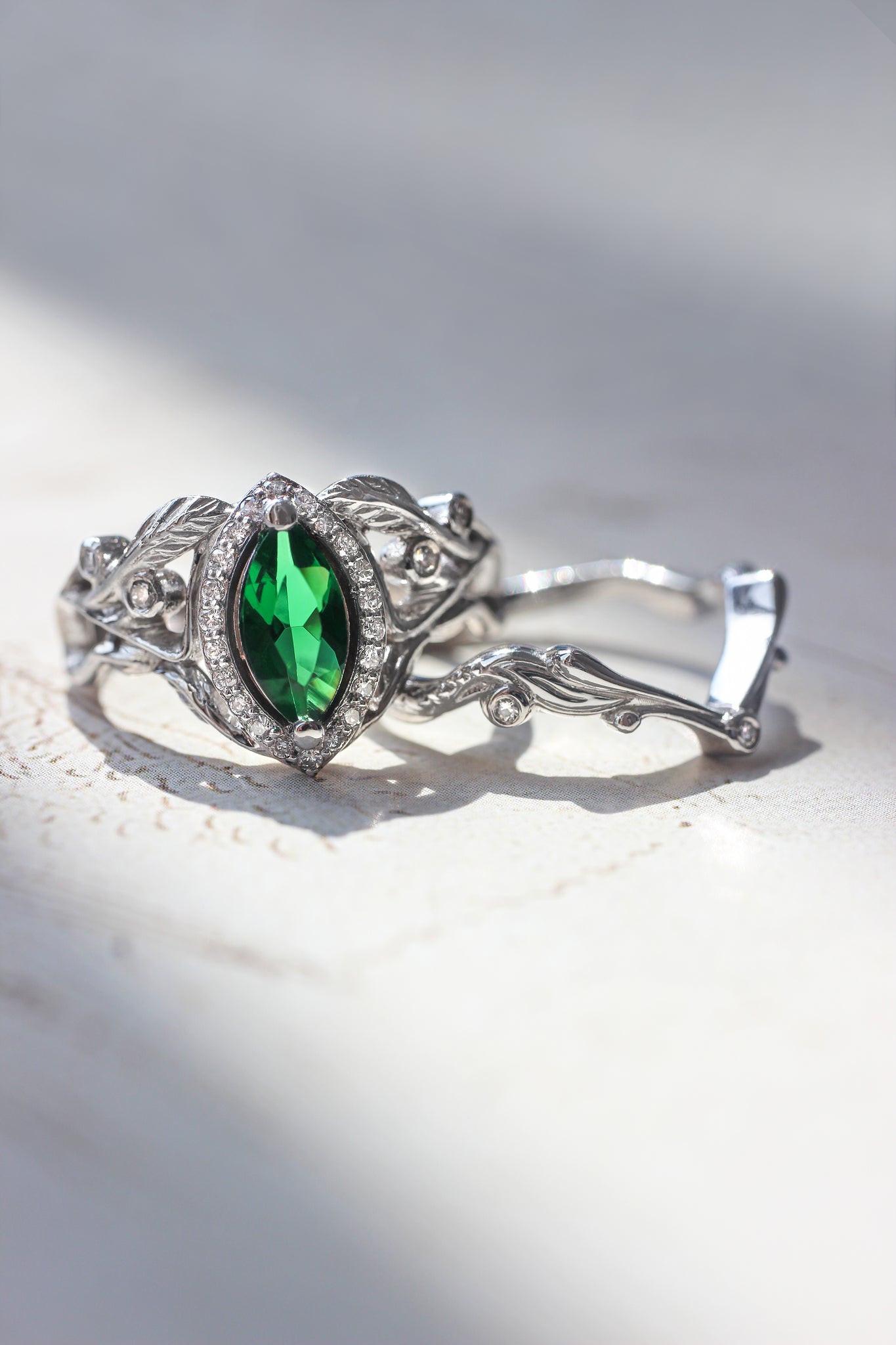 Marquise engagement ring with lab emerald and diamond halo / Callisto - Eden Garden Jewelry™