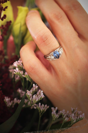 Sapphire and diamonds engagement ring / Wisteria - Eden Garden Jewelry™