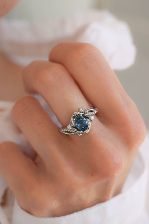 Blue sapphire engagement ring with diamonds / Undina - Eden Garden Jewelry™