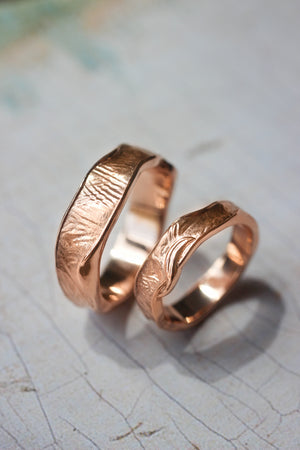 Textured wedding bands set for couple, melted rings with fabric texture - Eden Garden Jewelry™