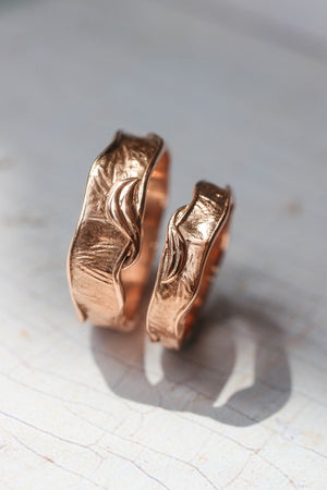 Textured wedding bands set for couple, melted rings with fabric texture - Eden Garden Jewelry™