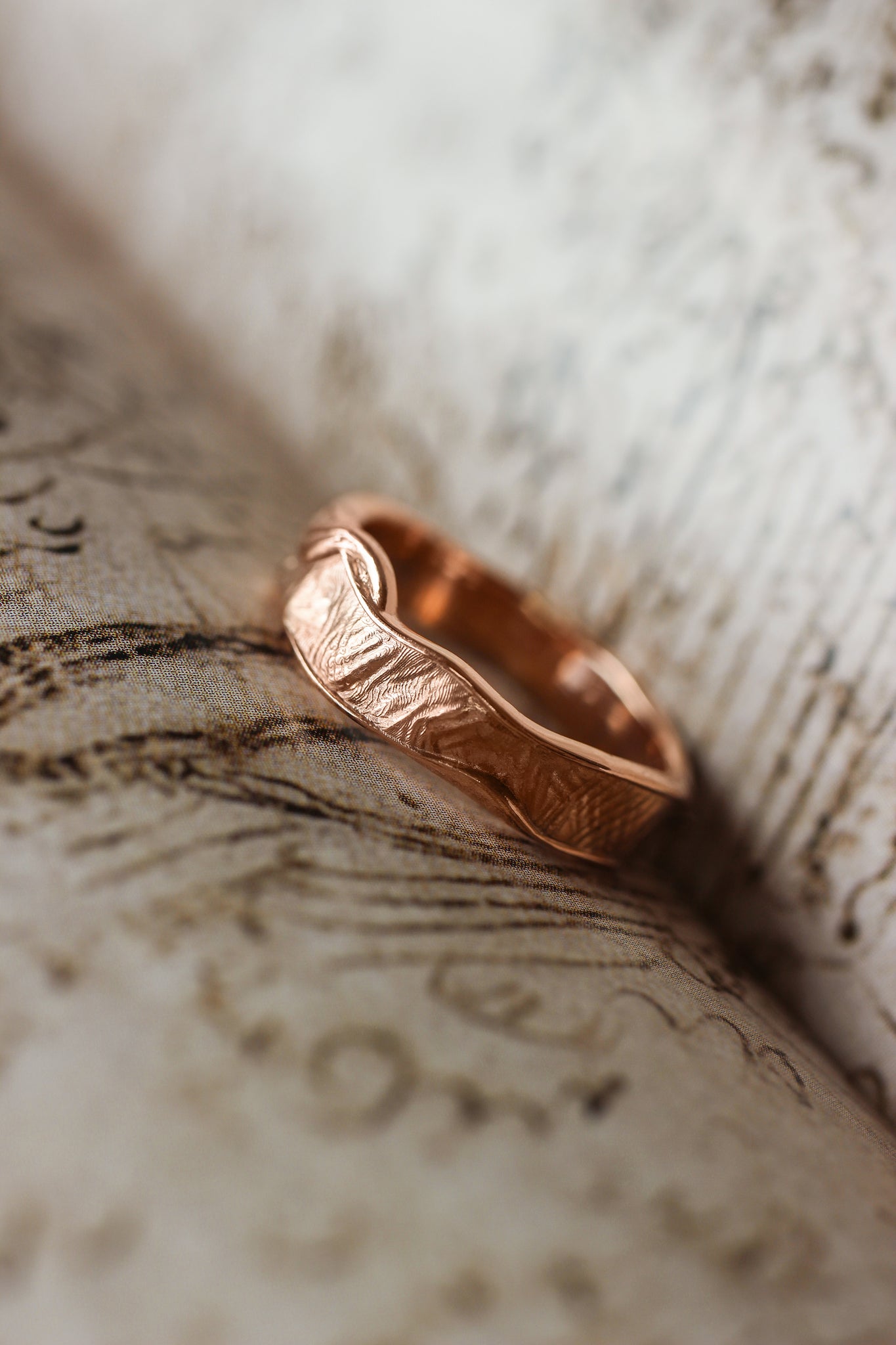 Textured wedding bands set for couple, melted rings with fabric texture - Eden Garden Jewelry™