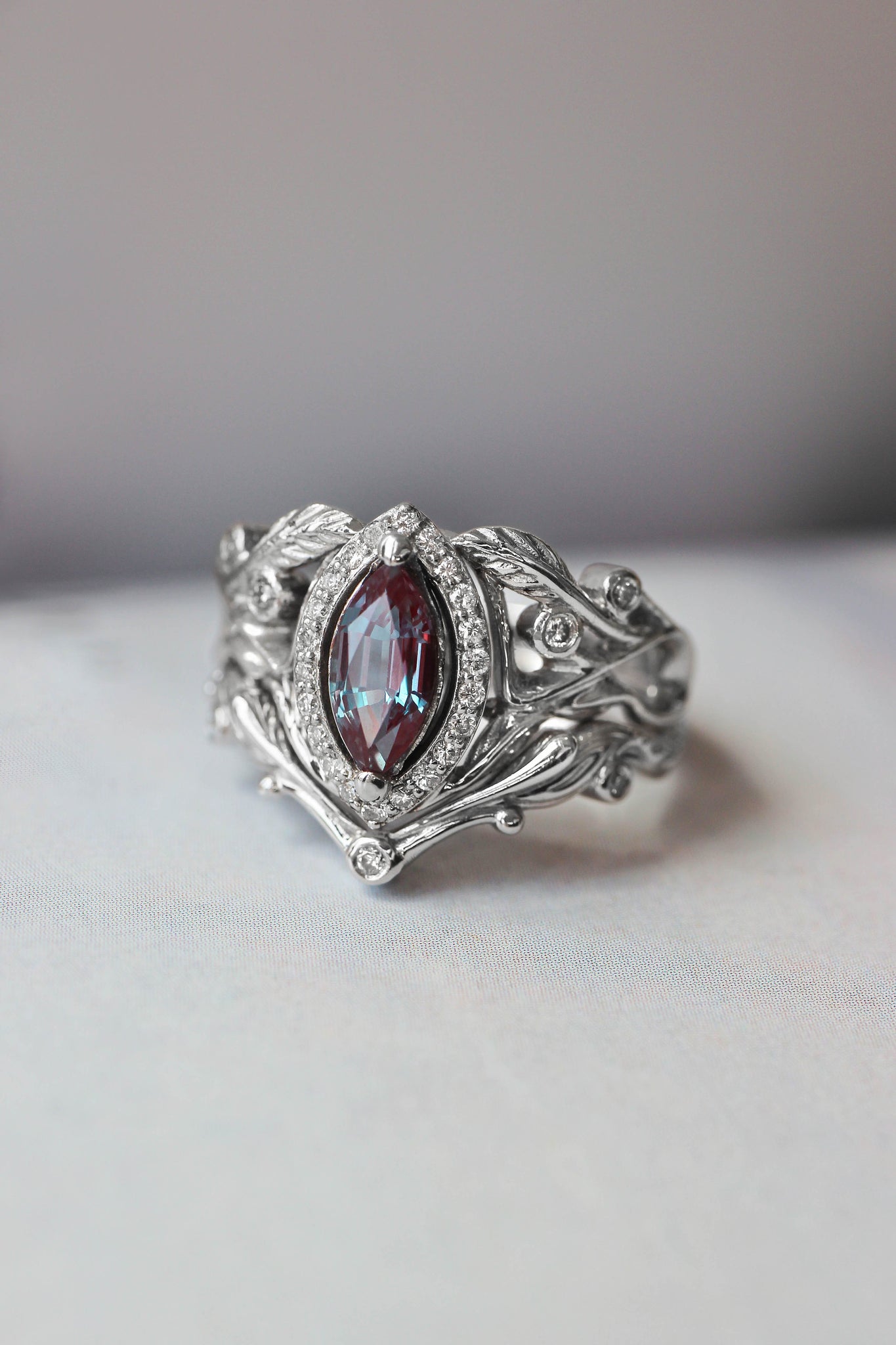 Art nouveau bridal ring set with alexandrite and diamond halo / Callisto - Eden Garden Jewelry™