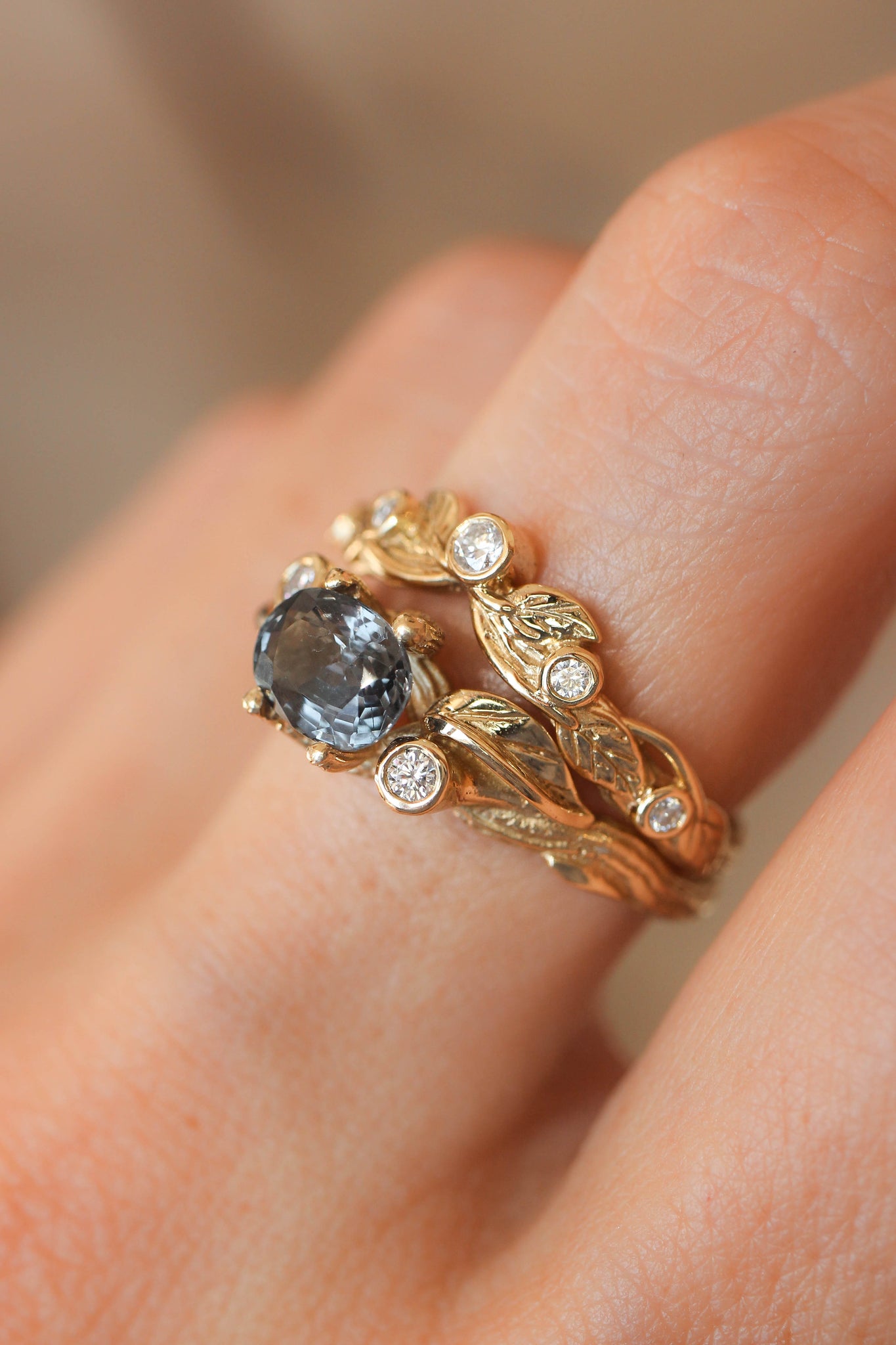 Branch engagement ring with grey spinel and diamonds / Arius - Eden Garden Jewelry™