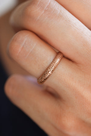 Wedding bands set for couple, reptile skin textured rings - Eden Garden Jewelry™