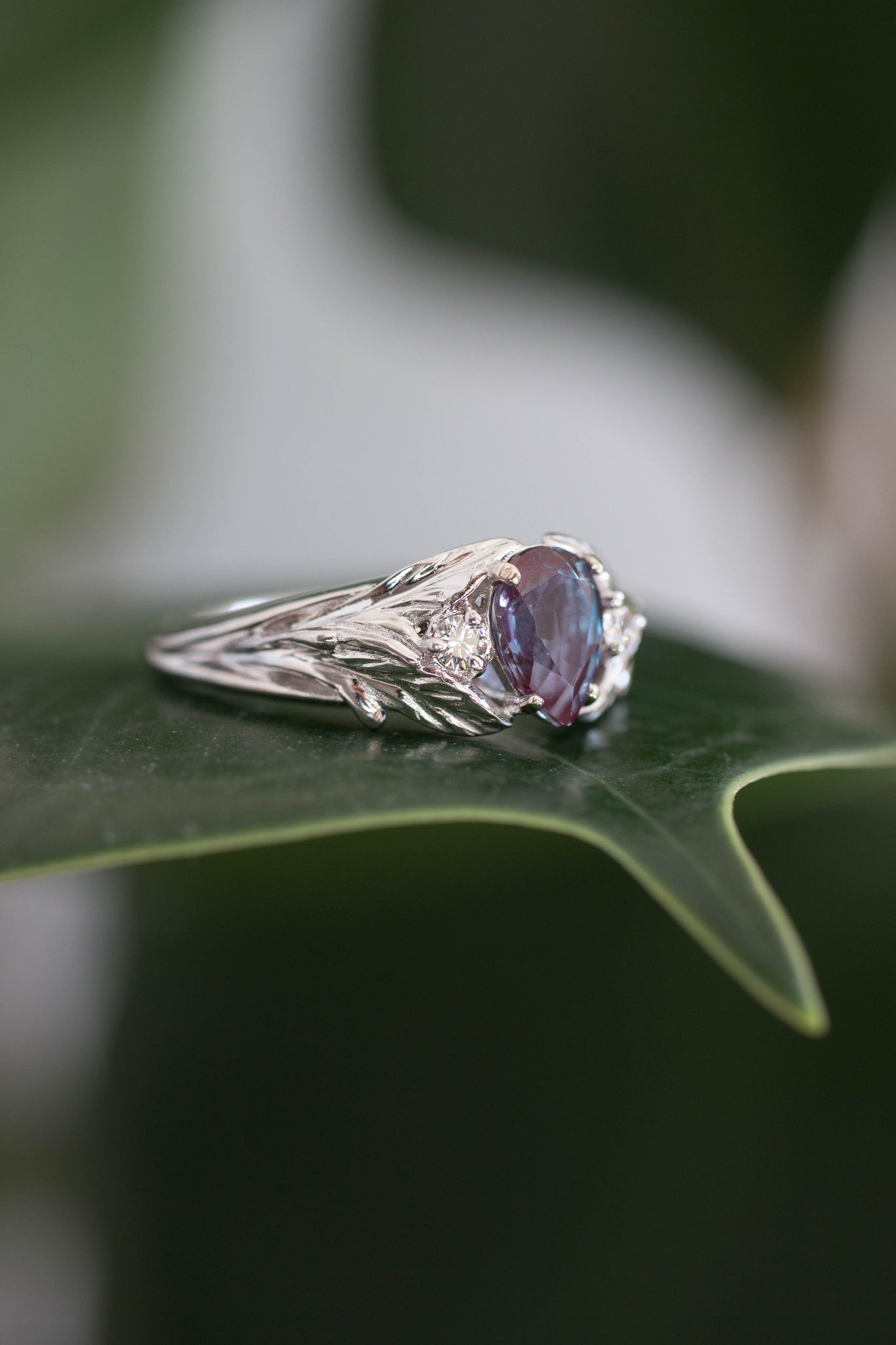 Colour change alexandrite ring with diamonds / Wisteria - Eden Garden Jewelry™