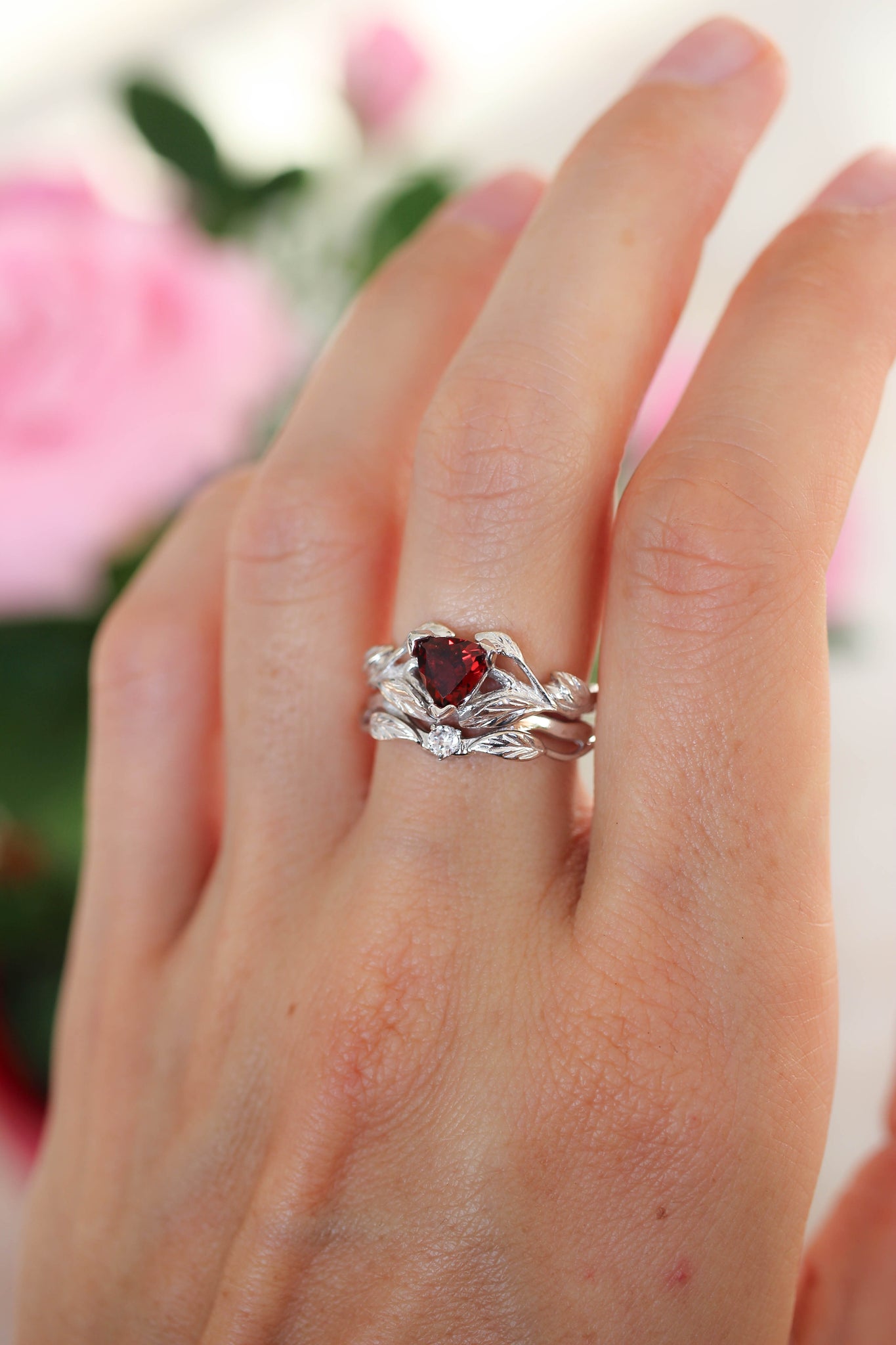 Nature inspired engagement ring set with garnet and diamond / Clematis - Eden Garden Jewelry™