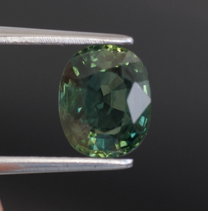 Sapphire | natural, green, oval cut 8x6.6 mm, VS, 2.19ct, Australia - Eden Garden Jewelry™