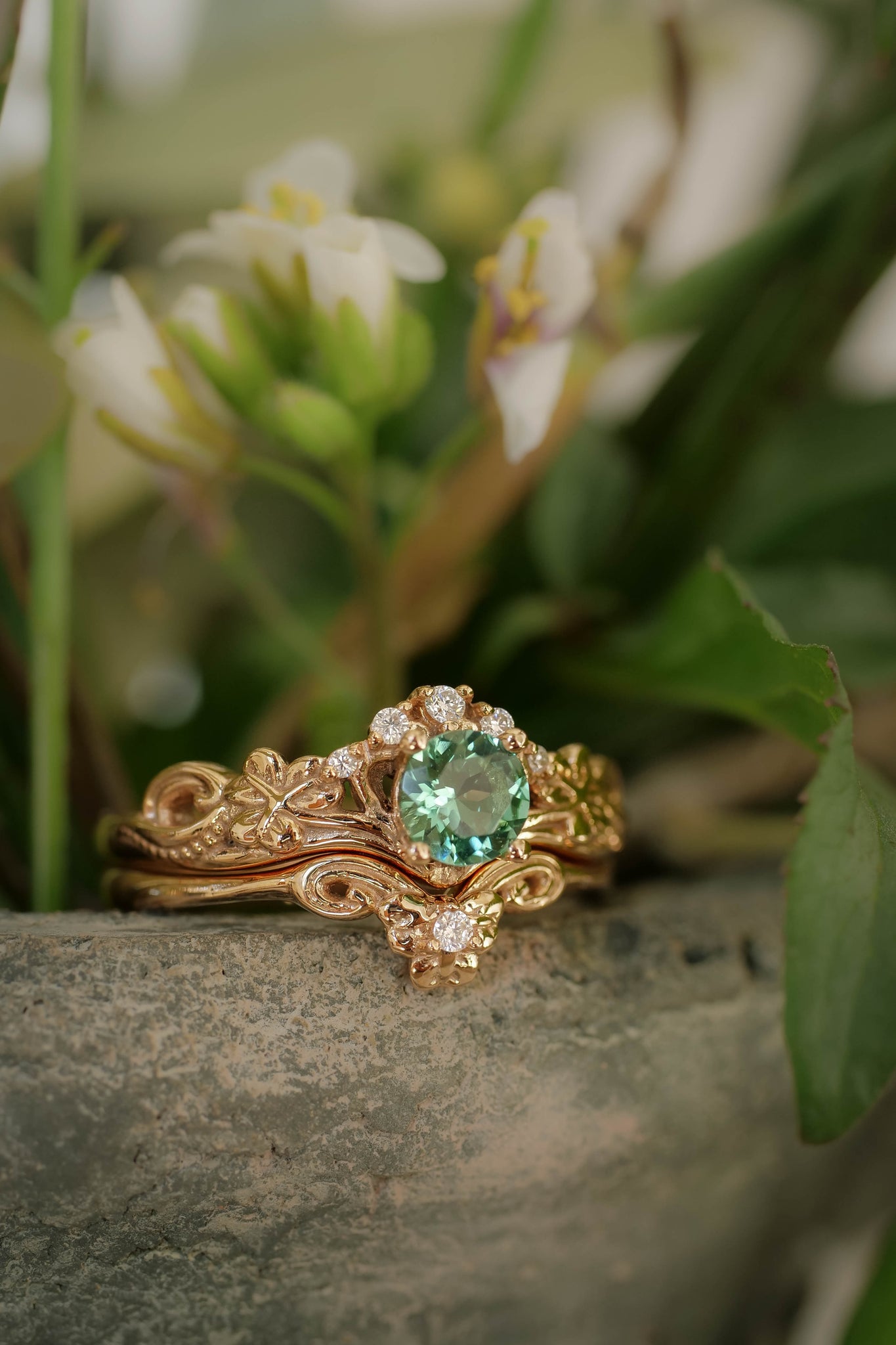 Mint green tourmaline bridal ring set with diamonds / Horta - Eden Garden Jewelry™