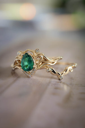 Art nouveau bridal ring set with lab emerald / Lida - Eden Garden Jewelry™