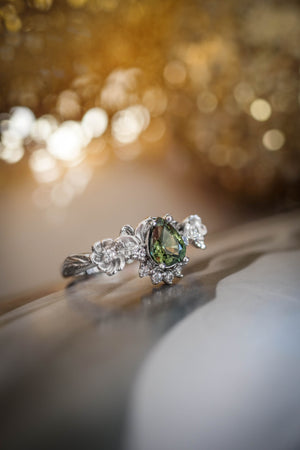 Green sapphire and diamonds ring, flower engagement ring / Adelina - Eden Garden Jewelry™