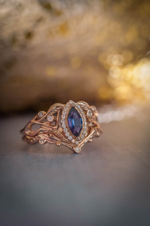 Marquise alexandrite ring with diamond halo / Callisto - Eden Garden Jewelry™