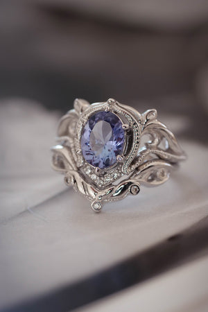 Bridal ring set with lavender tanzanite & diamonds / Lida oval - Eden Garden Jewelry™