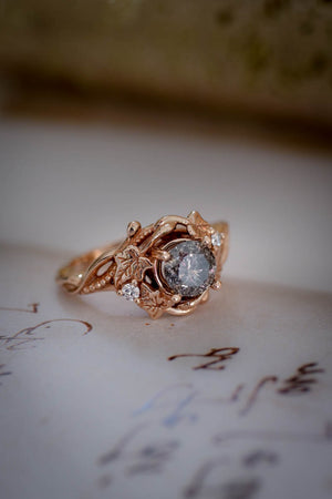 Nature inspired salt & pepper diamond ring / Ivy Undina - Eden Garden Jewelry™