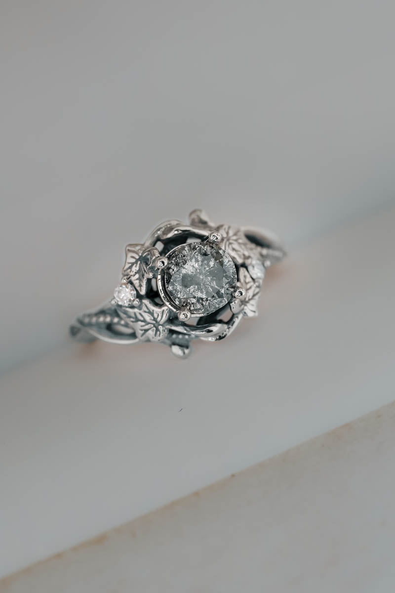 Nature inspired salt & pepper diamond ring / Ivy Undina - Eden Garden Jewelry™