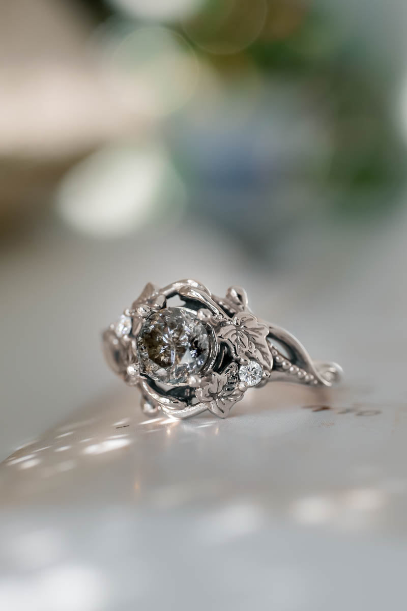 Nature inspired salt & pepper diamond ring / Ivy Undina - Eden Garden Jewelry™