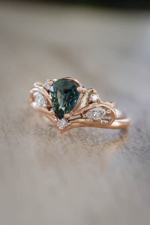 Bridal ring set with pear cut green sapphire / Swanlake - Eden Garden Jewelry™