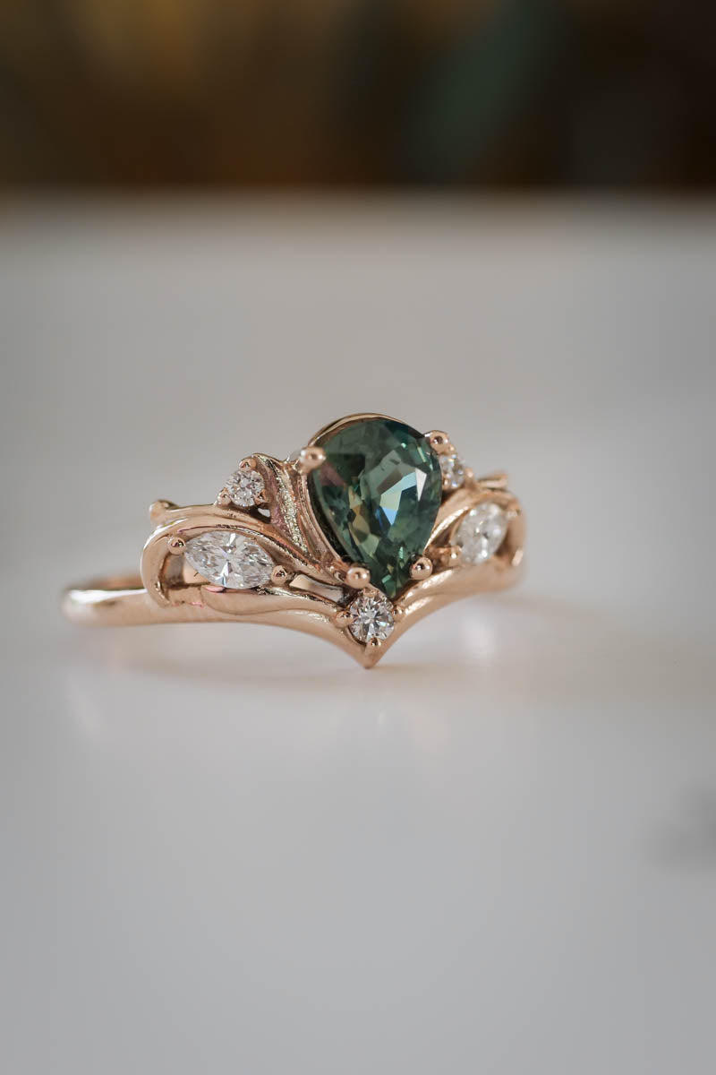 Bridal ring set with pear cut green sapphire / Swanlake - Eden Garden Jewelry™