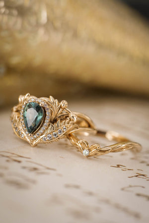 Teal sapphire bridal ring set with diamond halo / Adonis halo - Eden Garden Jewelry™