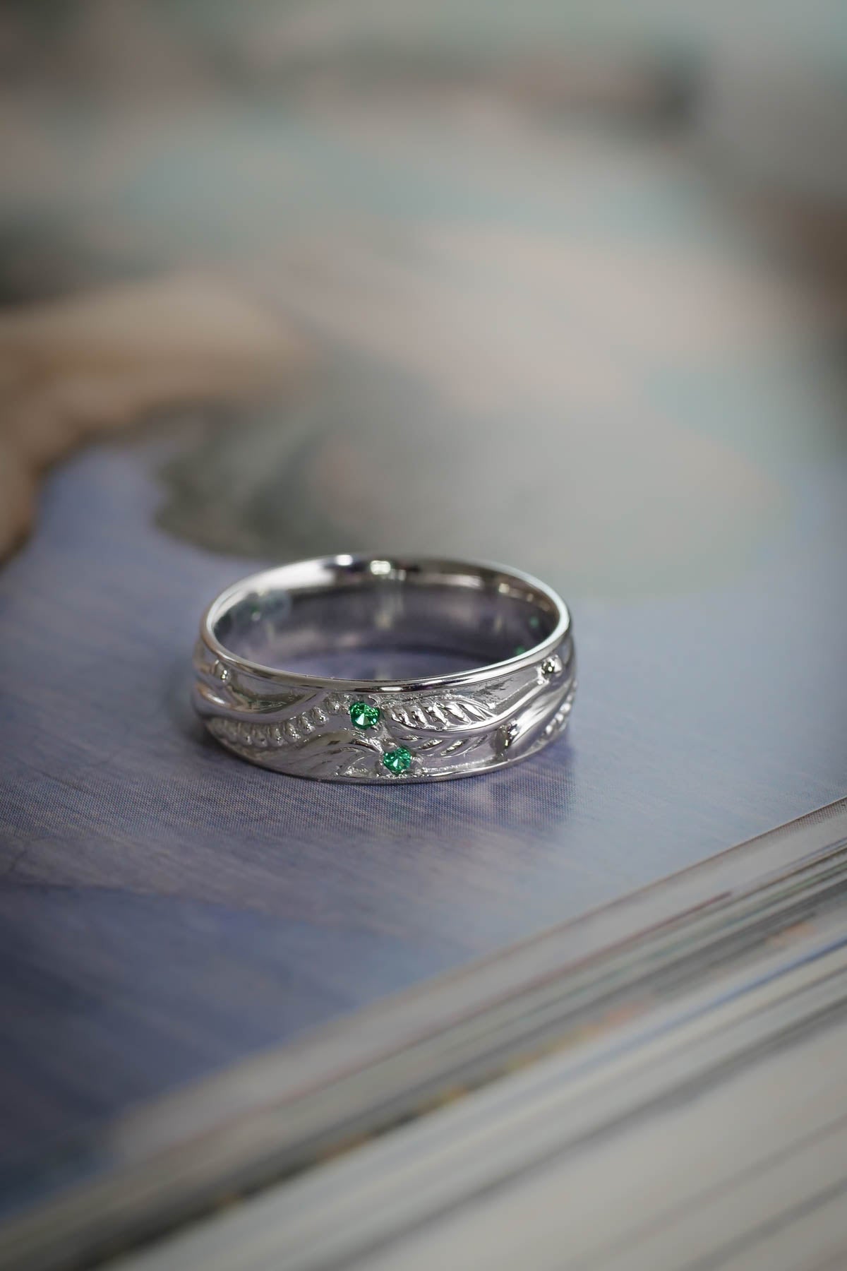 Nature inspired wedding band for man / Callisto - Eden Garden Jewelry™