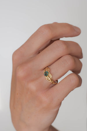 Green sapphire yellow gold engagement ring / Tilia - Eden Garden Jewelry™