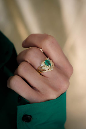 Natural emerald and diamonds ring  / Adonis - Eden Garden Jewelry™