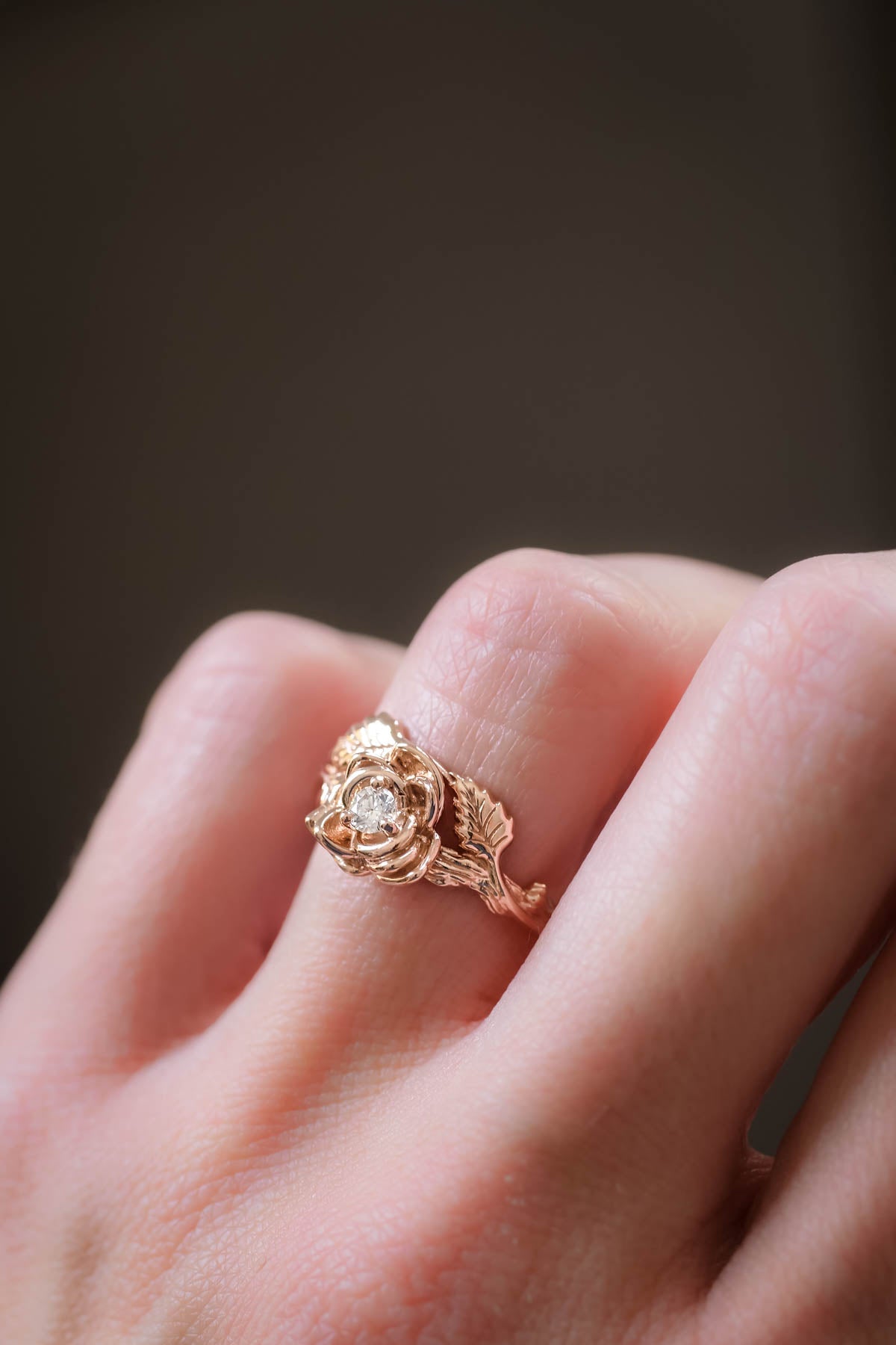 Floral engagement ring in rose gold / Blooming Rose - Eden Garden Jewelry™