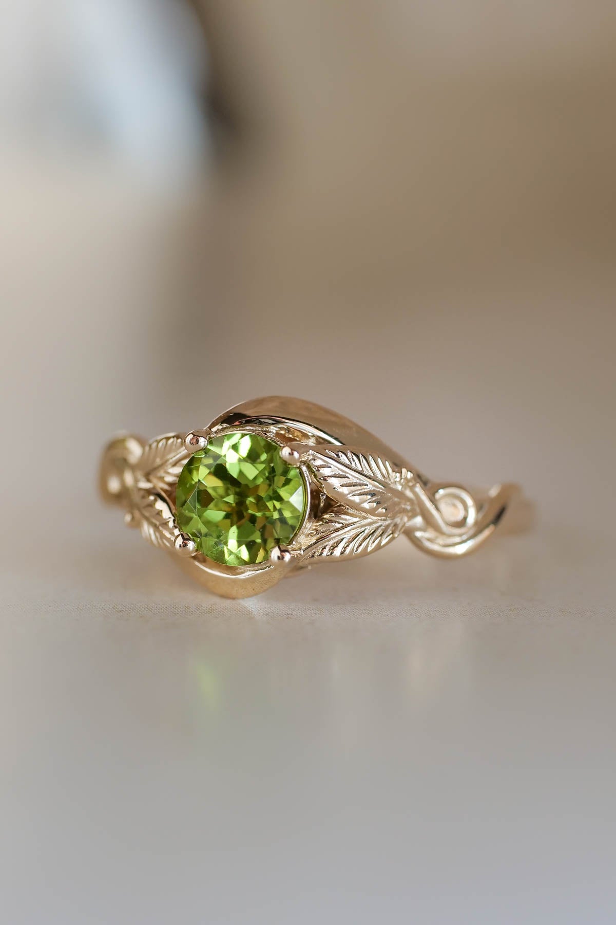 Nature proposal ring with peridot, leaves ring / Azalea - Eden Garden Jewelry™