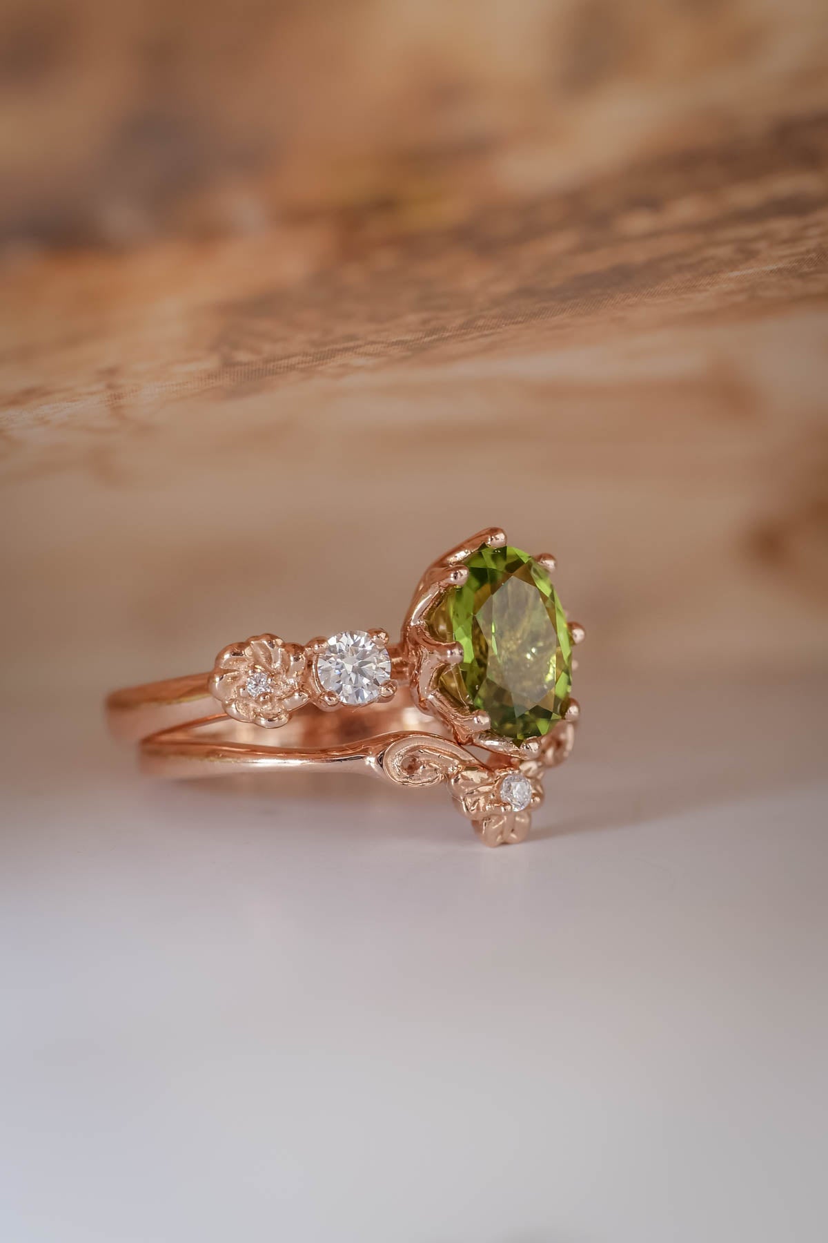 Trio engagement ring set with peridot, elvish flower rings / Fiorella - Eden Garden Jewelry™