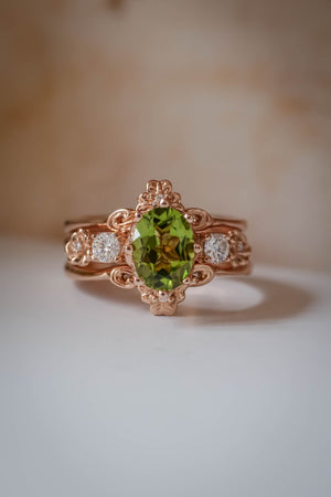 Trio engagement ring set with peridot, elvish flower rings / Fiorella - Eden Garden Jewelry™