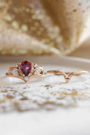 Diamond and garnet engagement ring, elvish proposal ring / Swanlake - Eden Garden Jewelry™