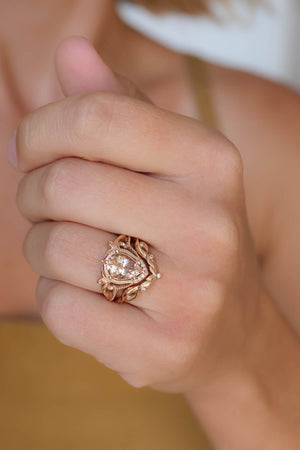 Morganite engagement ring in rose gold, statement ring with peach morganite / Lida - Eden Garden Jewelry™