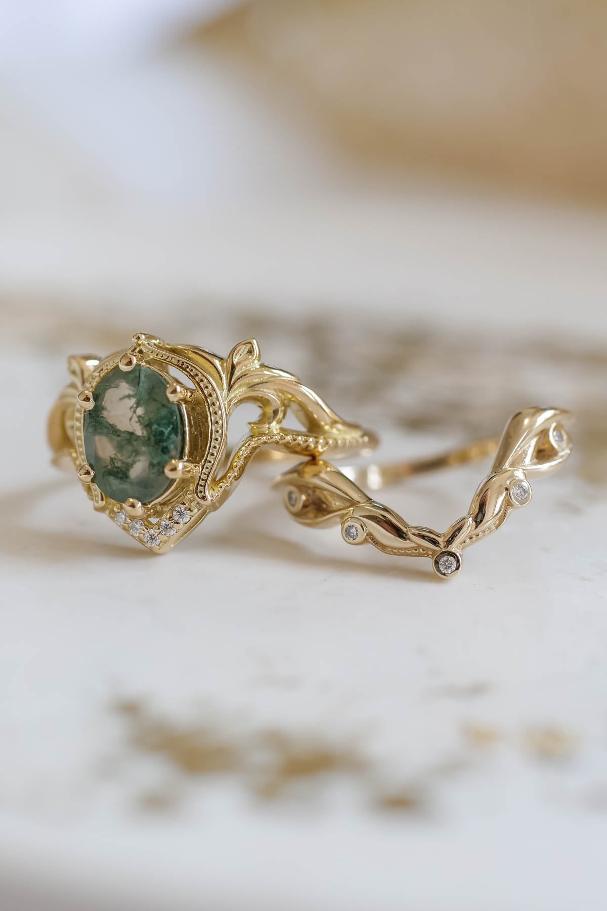 Moss agate ring, unique engagement rings / Lida - Eden Garden Jewelry™