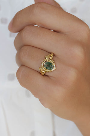 Moss agate ring, unique engagement rings / Lida - Eden Garden Jewelry™