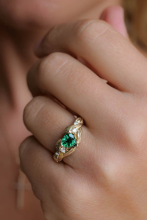 Emerald trillion cut engagement ring, gold leaves and diamonds ring / Clematis - Eden Garden Jewelry™