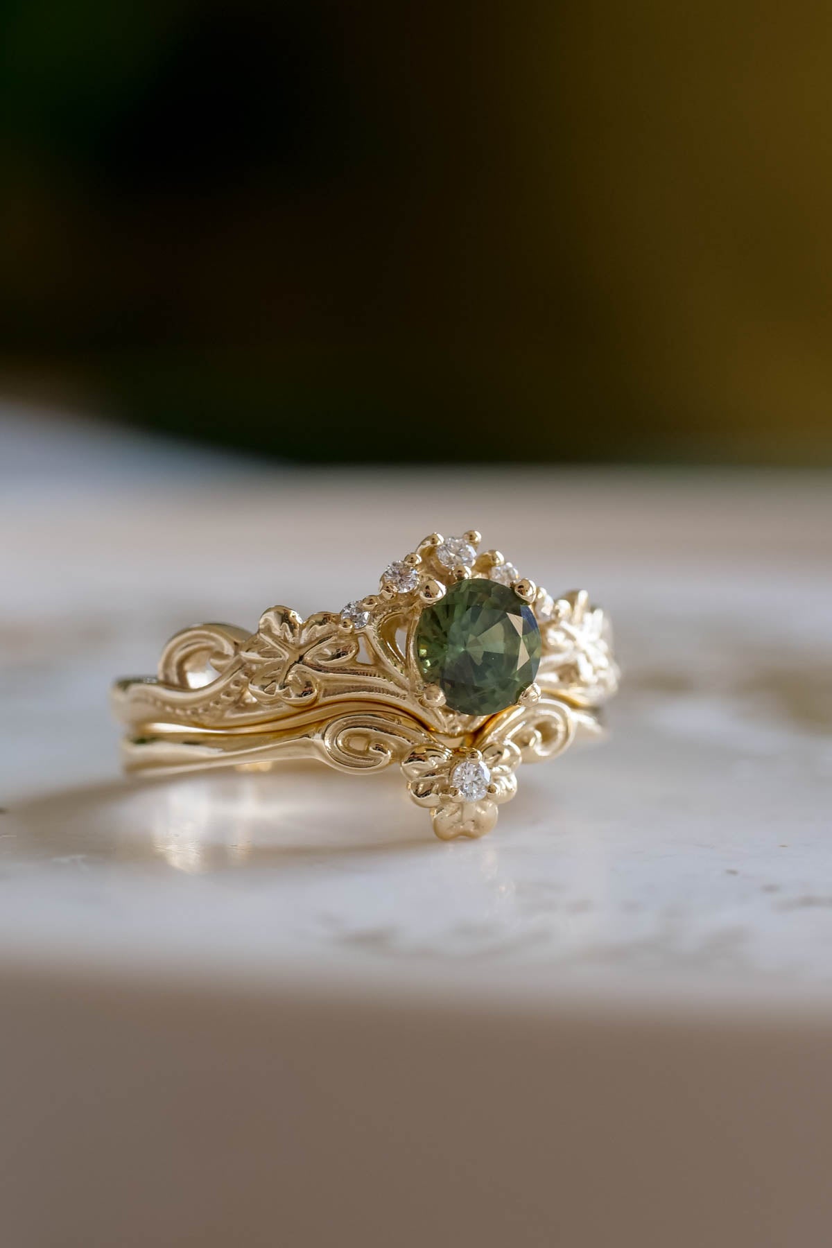 Irish engagement ring with sapphire and diamonds / Horta - Eden Garden Jewelry™