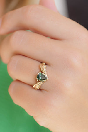 Natural green sapphire engagement ring, gold palm leaves ring with pear cut gemstone / Palmira - Eden Garden Jewelry™