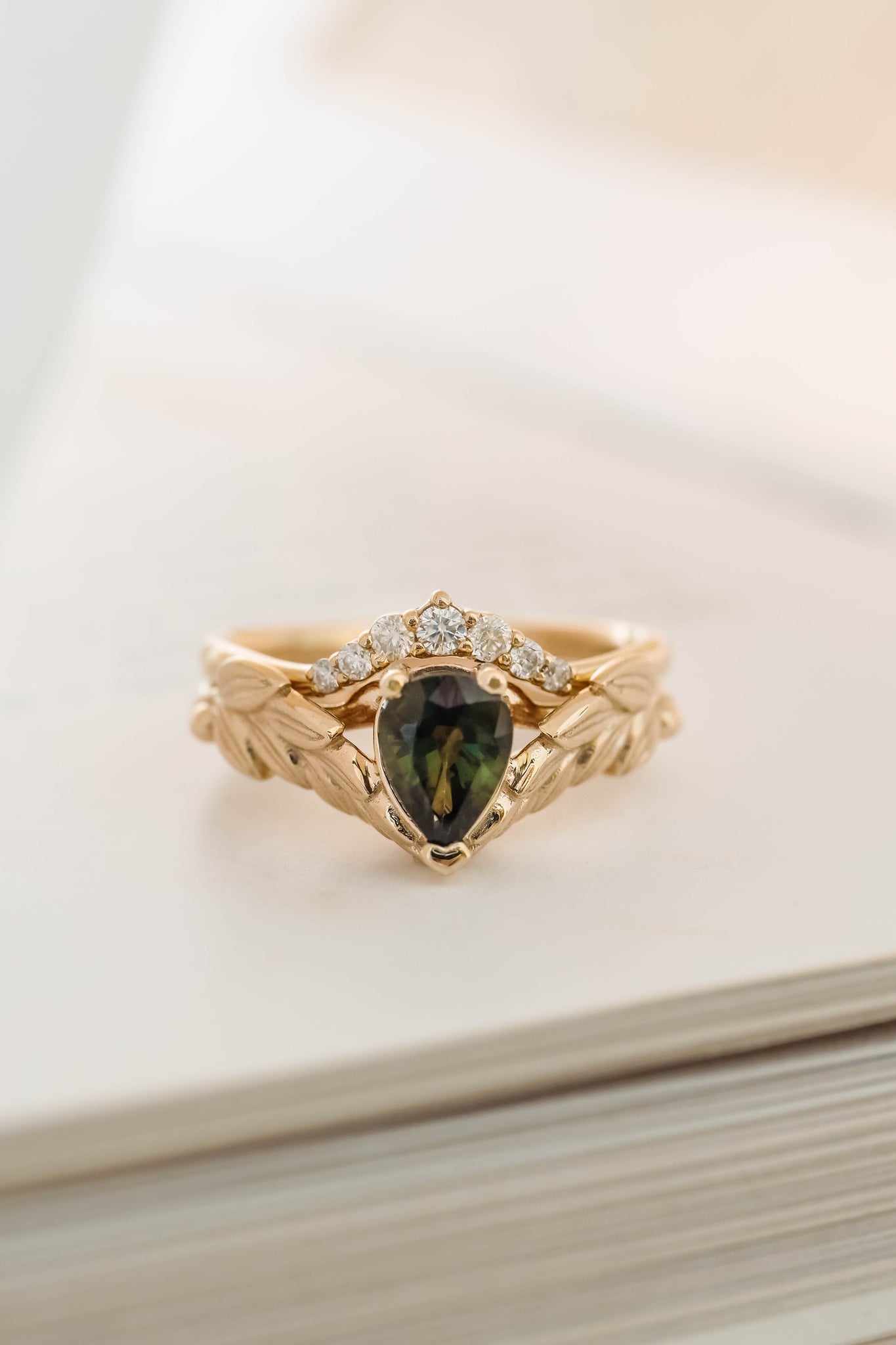 Green sapphire and diamonds bridal ring set, nature themed gold engagement and wedding rings / Palmira - Eden Garden Jewelry™