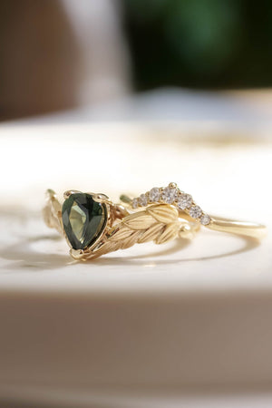 Natural green sapphire engagement ring, gold palm leaves ring with pear cut gemstone / Palmira - Eden Garden Jewelry™