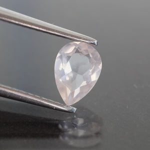 Quartz rose | natural, pear cut 7 x 5mm VS 0.7ct - Eden Garden Jewelry™