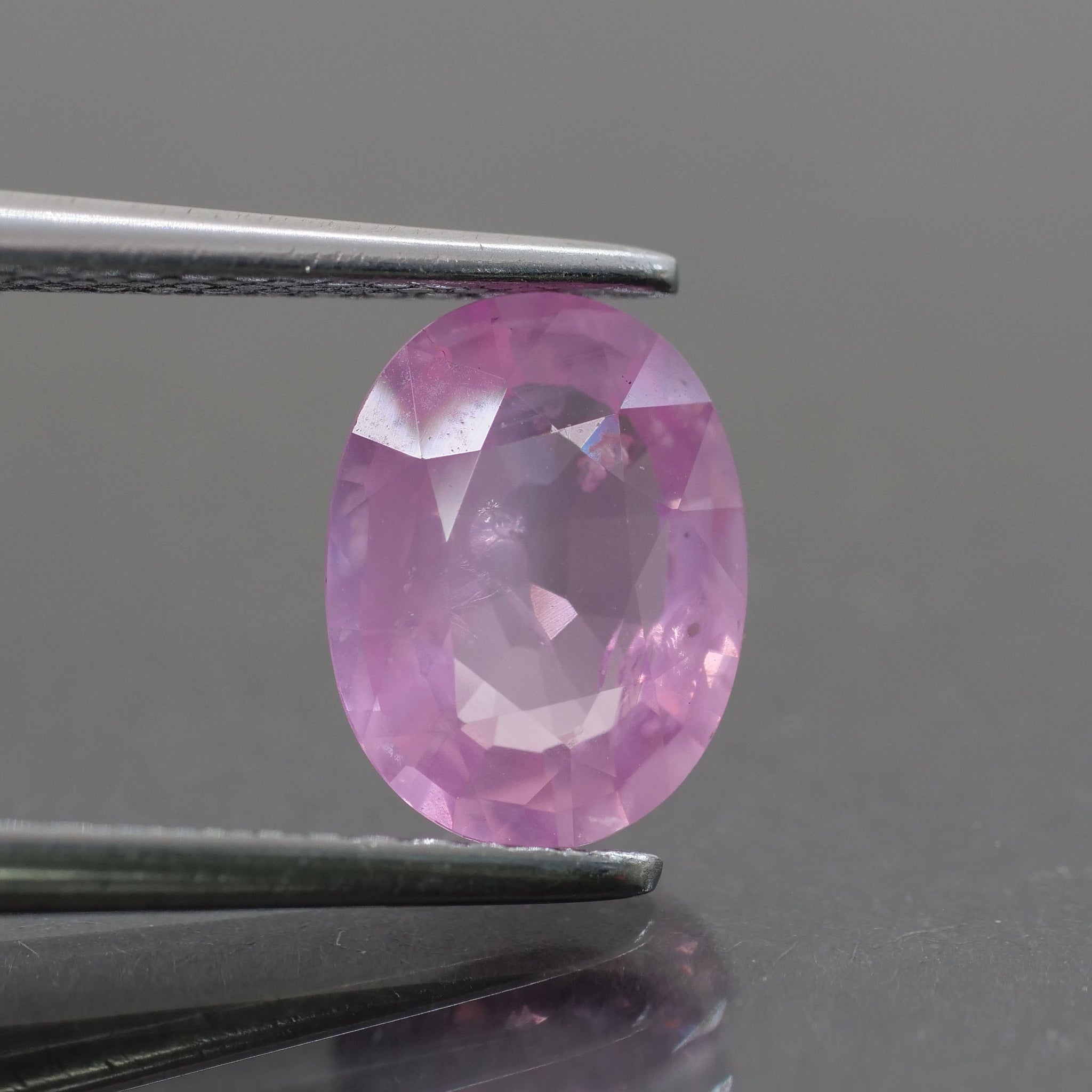 Sapphire | natural, pink, oval cut 8x6 mm, 1.47ct, Mozambique - Eden Garden Jewelry™