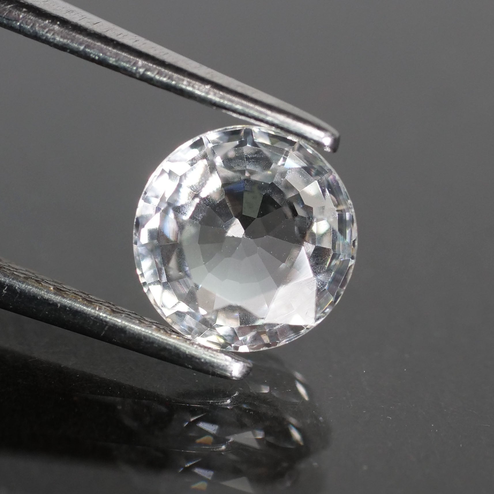 Sapphire white (colourless) round VS 6mm 1 ct - Eden Garden Jewelry™