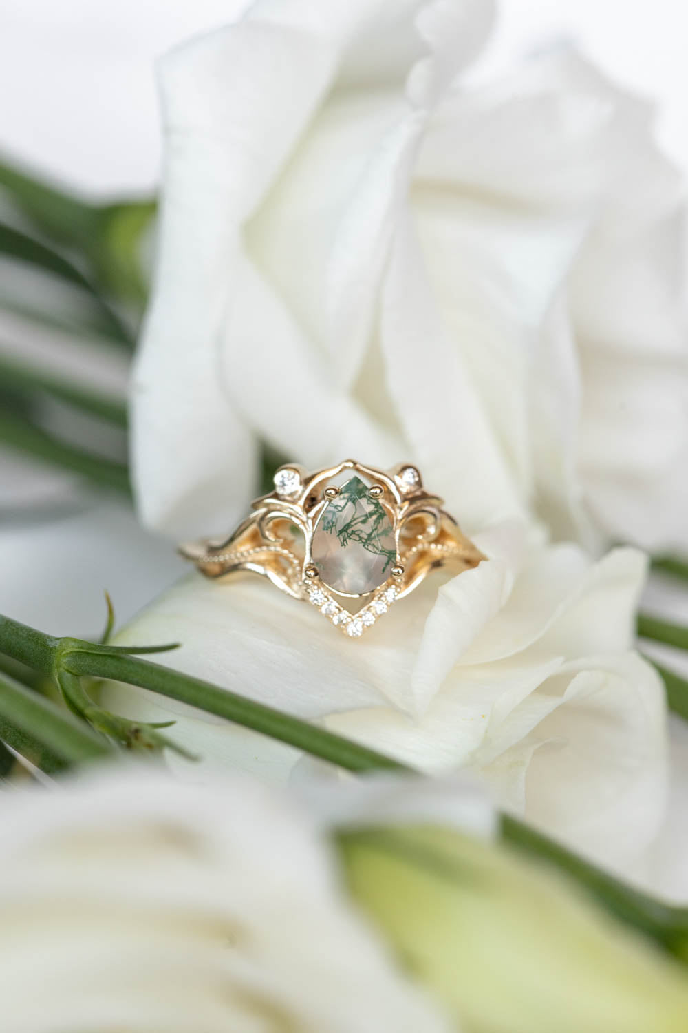 Unique pear moss agate engagement ring, gold ring with diamonds / Lida - Eden Garden Jewelry™