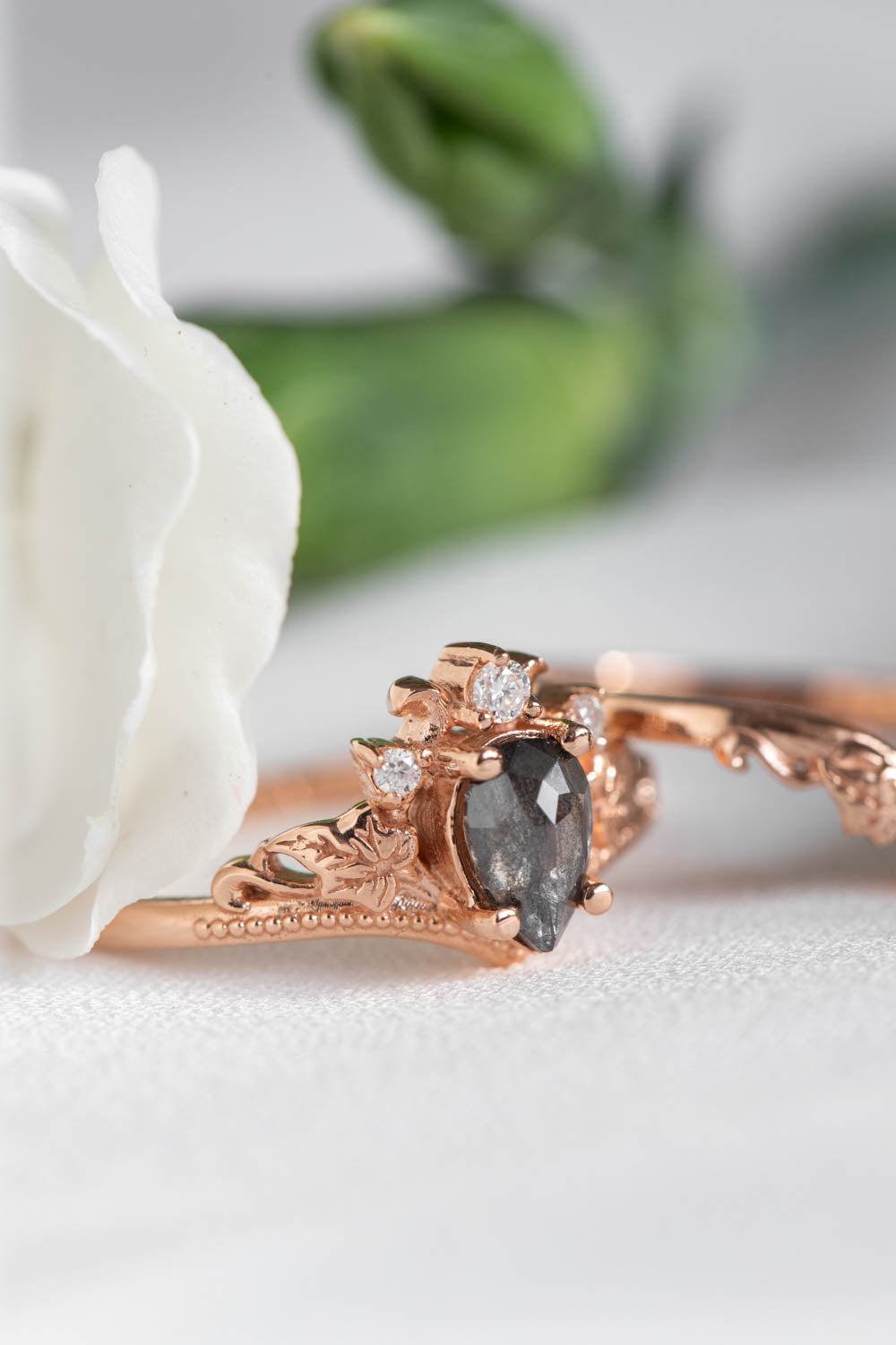 Salt and pepper diamond bridal ring set, nature inspired rose gold engagement and wedding rings / Ariadne - Eden Garden Jewelry™