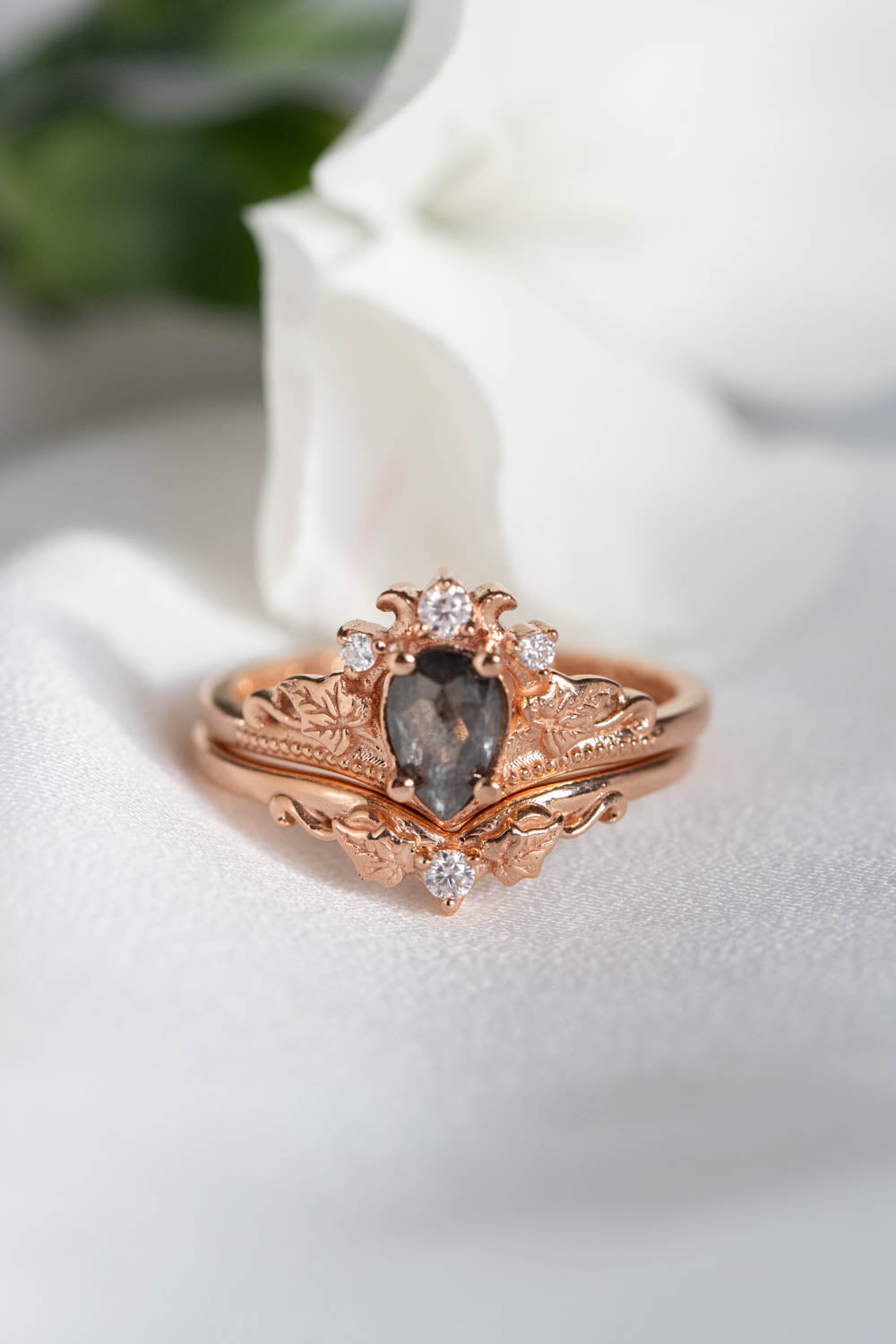 Salt and pepper diamond bridal ring set, nature inspired rose gold engagement and wedding rings / Ariadne - Eden Garden Jewelry™