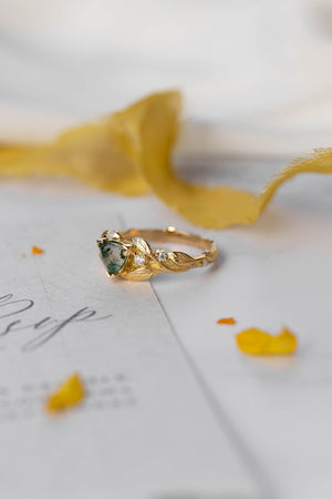 Trillion moss agate engagement ring, gold leaves and diamonds ring / Clematis - Eden Garden Jewelry™