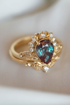 Alexandrite and diamonds engagement ring, big pear gemstone gold ring / Ariadne - Eden Garden Jewelry™