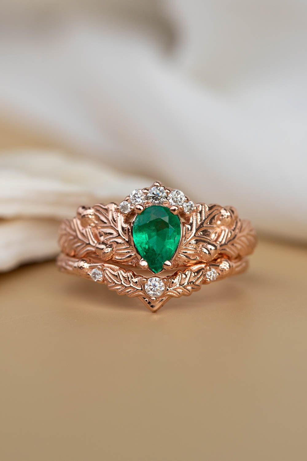 Natural emerald oak leaves bridal ring set, nature inspired engagement and wedding rings / Royal Oak - Eden Garden Jewelry™